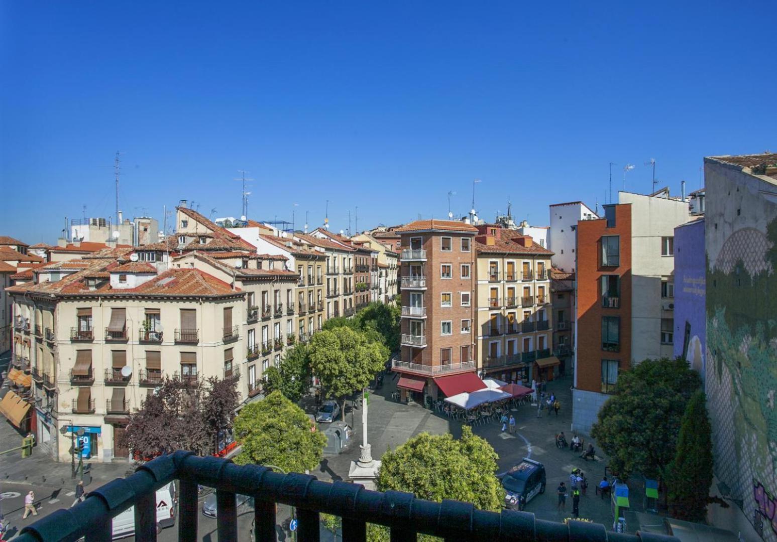 Genteel Home Cava Baja Madrid Exterior foto